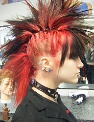 Fryzury Średnie Alternatywne Punk Rock - 625096