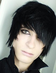 Fryzury Średnie Alternatywne EMO - 816087