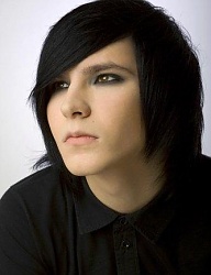 Fryzury Średnie Alternatywne EMO - 397584