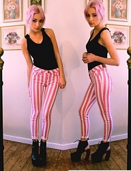 Moda Spodnie Jeansy - 1345284