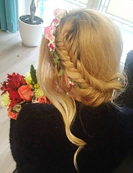 Fryzury Długie Ślubne Kręcone Warkocze Blond - 3168873
