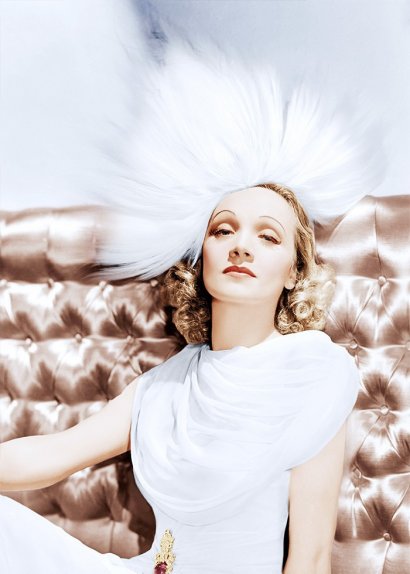 Marlene Dietrich 1930 
