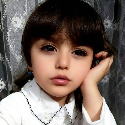 Mahdis Mohammadi została uznana za jedną z najpiękniejszych dziewczynek świata! Zasłużyła?