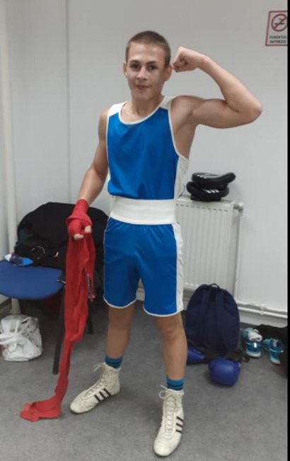 Nie wyobraża sobie już życia bez sportu, a pasją zaraził...