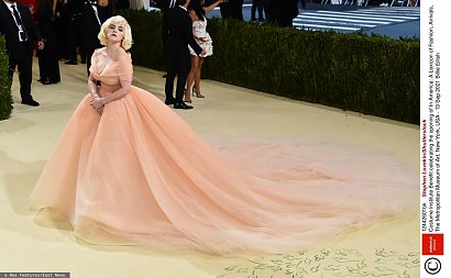 Od razu nasuwa się jedno: Marilyn Monroe!