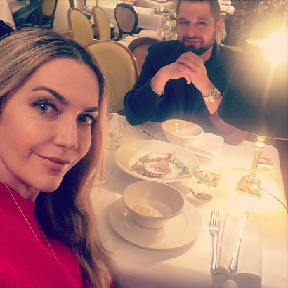 Ostatnio wybrała się na randkę z ukochanym i zamieściła na Instagramie zdjęcie z romantycznej kolacji.