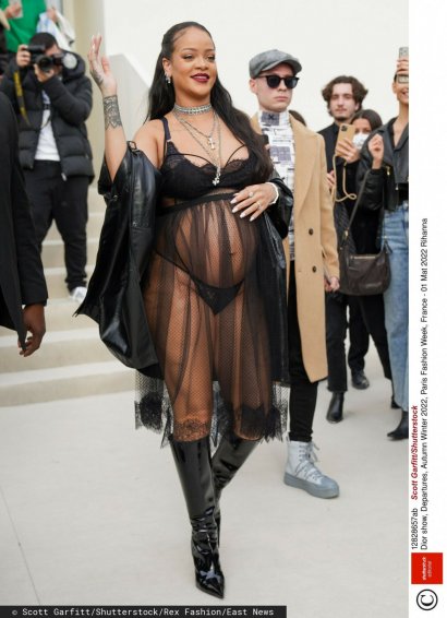 We wtorek 1 marca Rihanna pojawiła się na pokazie Diora w ramach Paris Fashion Week.