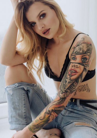 Marika uwielbia tatuaże