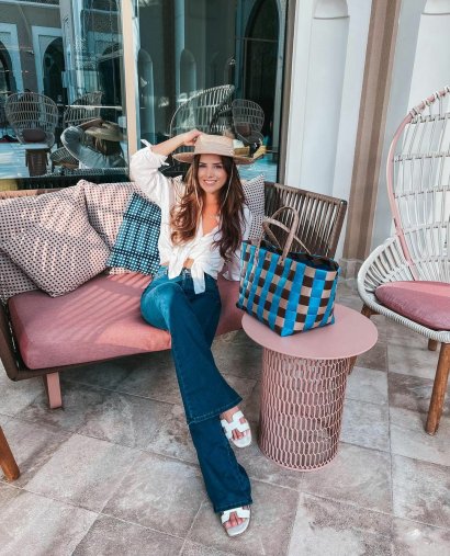 26-latka niejednokrotnie podkreślała, że jej pasją jest moda, więc w takim też kierunku podąża aktualnie jej influencerska działalność.