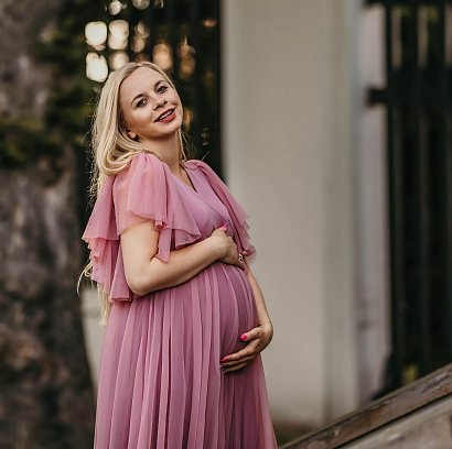 Aktorka jest już w 9. miesiącu ciąży i oczekuje...