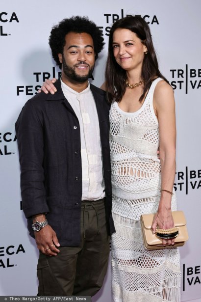 10 lat młodszy chłopak Katie Holmes jest producentem muzycznym, kompozytorem i basistą, który otrzymał nominację do nagrody Grammy.