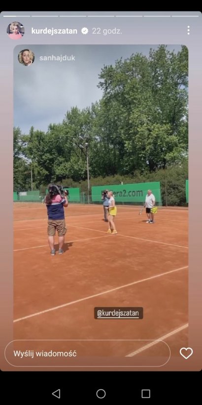 celebrytka gra w tenisa ziemnego, a jej rodzina...