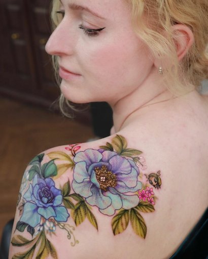 Zobacz piękne tatuaże kwiatowe!