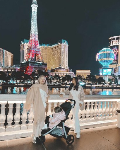 Weronika Rosati swoje 39. urodziny postanowiła spędzić wspólnie z mamą i córką w Las Vegas.