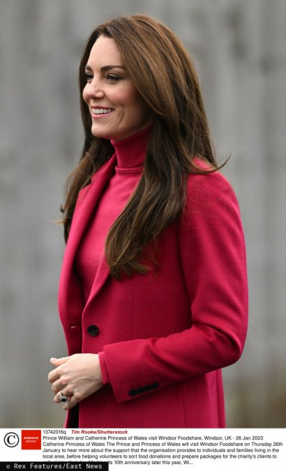 Księżna Kate w wyszczuplającej stylizacji! Jej płaszcz to modowa perełka na wiosnę!
