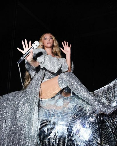 Beyonce dosiadła konia na koncercie w Liverpoolu! Lepszy występ, niż w Warszawie?